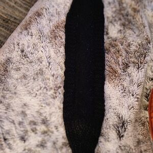 Guess Black Warm Headband